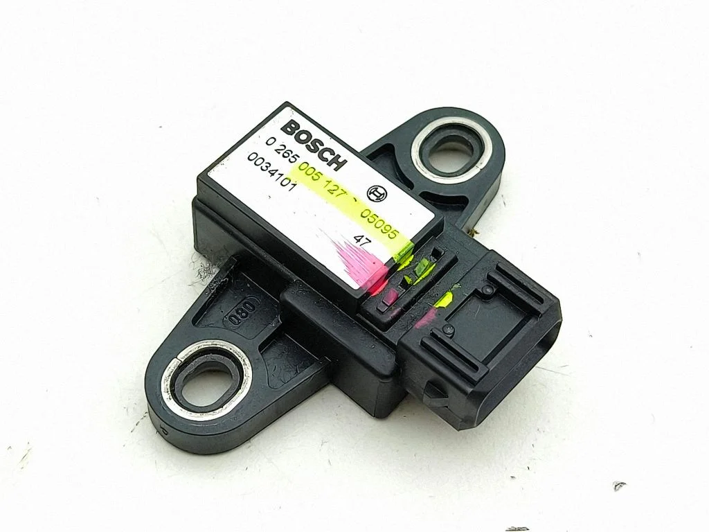 ESP (stabilitātes sistēmas) sensors (paātrinājuma sensors) 0265005127