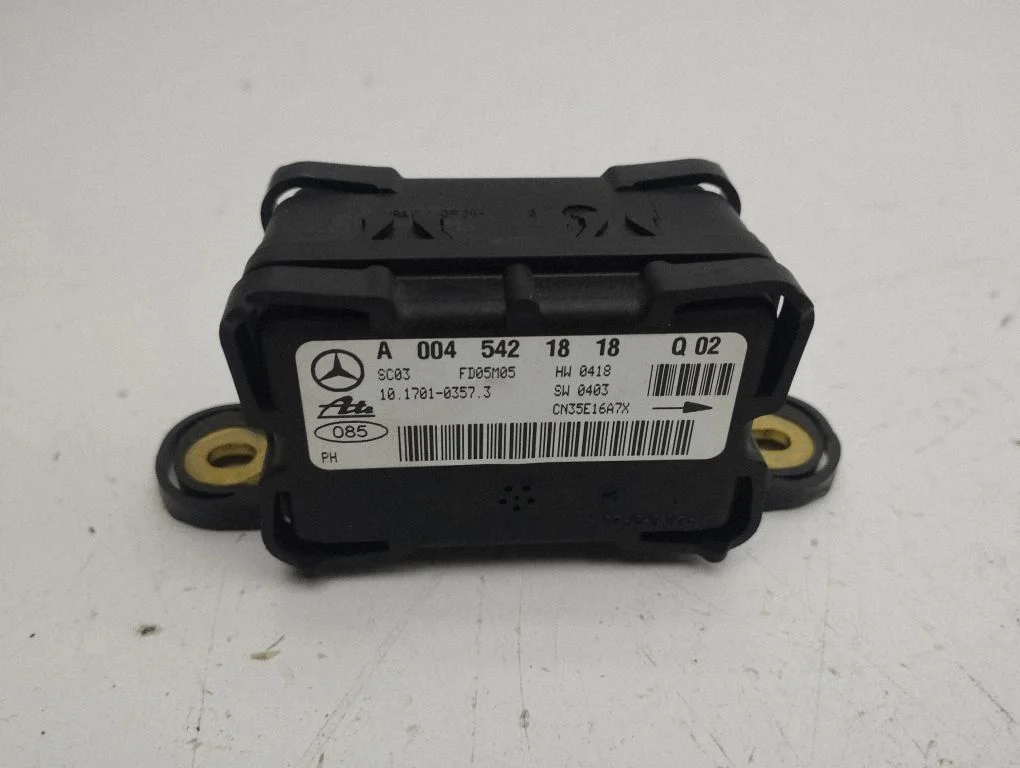ESP (stabilitātes sistēmas) sensors (paātrinājuma sensors) A0045421818