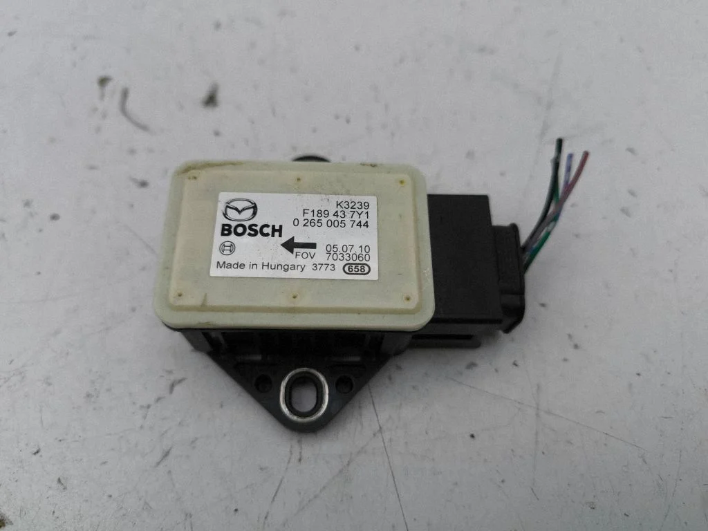 ESP (stabilitātes sistēmas) sensors (paātrinājuma sensors)