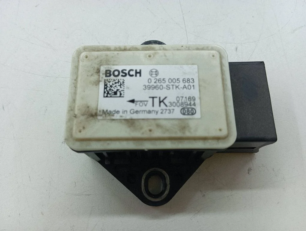ESP acceleration yaw rate sensor – Honda CR-V (2007-2012)