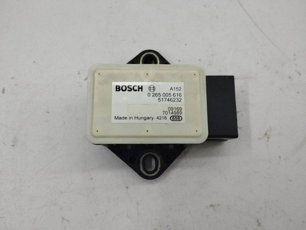ESP acceleration yaw rate sensor 0265005616