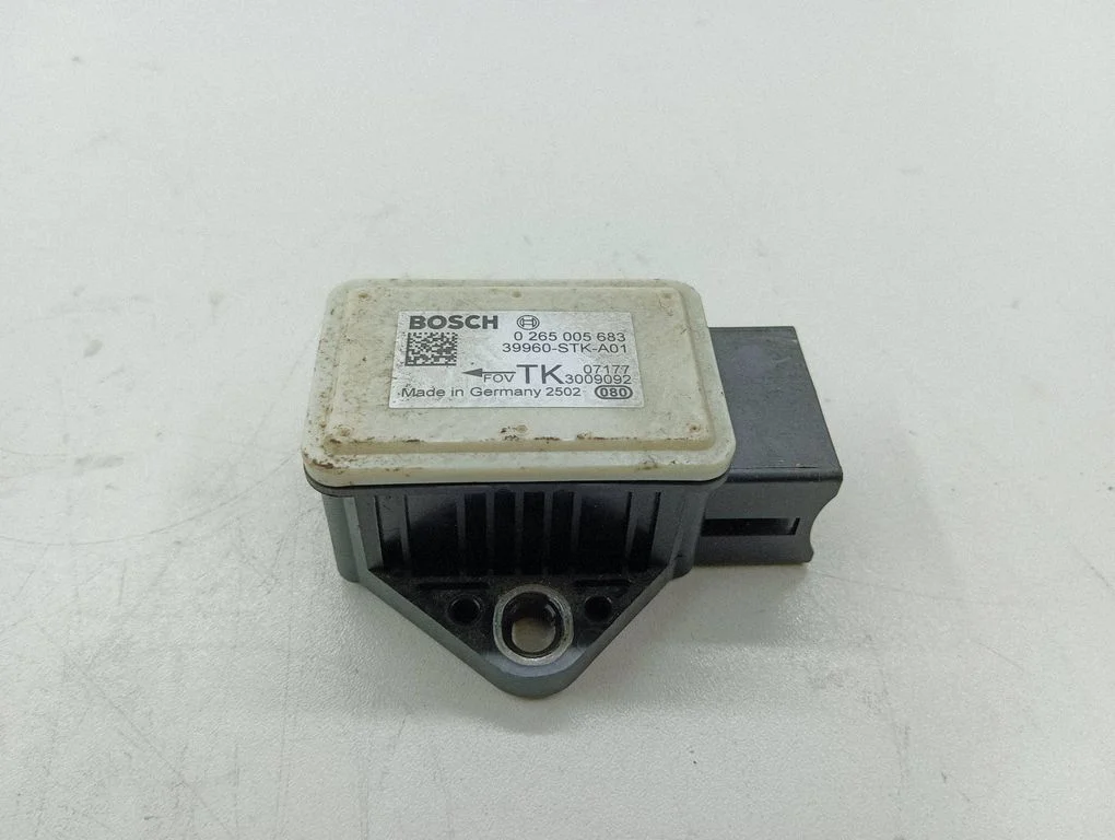 ESP acceleration yaw rate sensor – Honda CR-V (2007-2012)