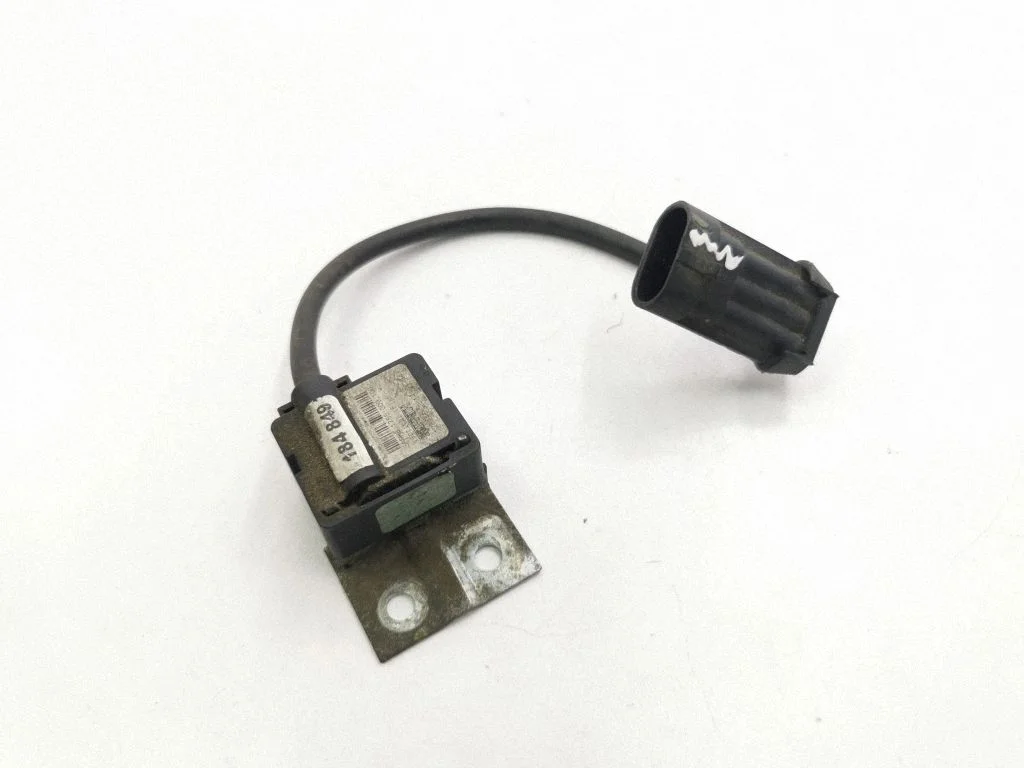 ESP (stabilitātes sistēmas) sensors (paātrinājuma sensors)