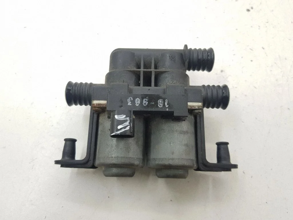 Coolant heater control valve – BMW 5 Series E39 (1996-2003)