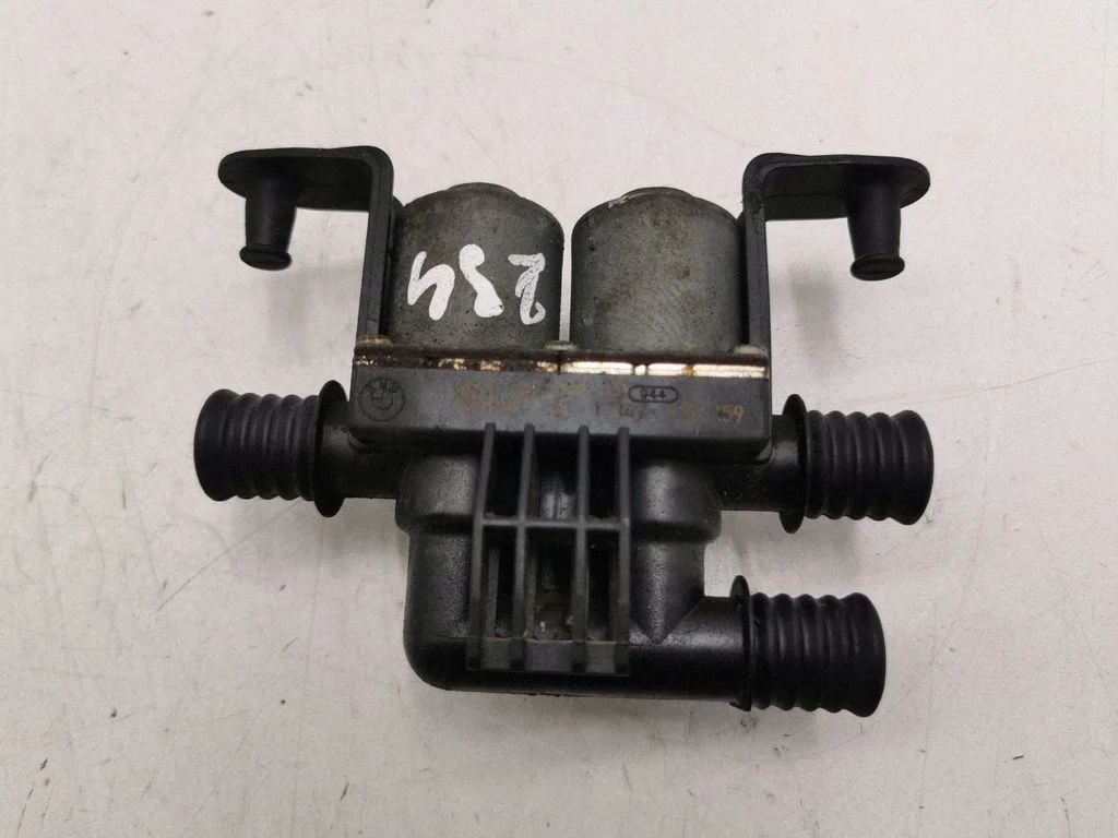 Apsildes radiatora vārsts (-i) 6906652