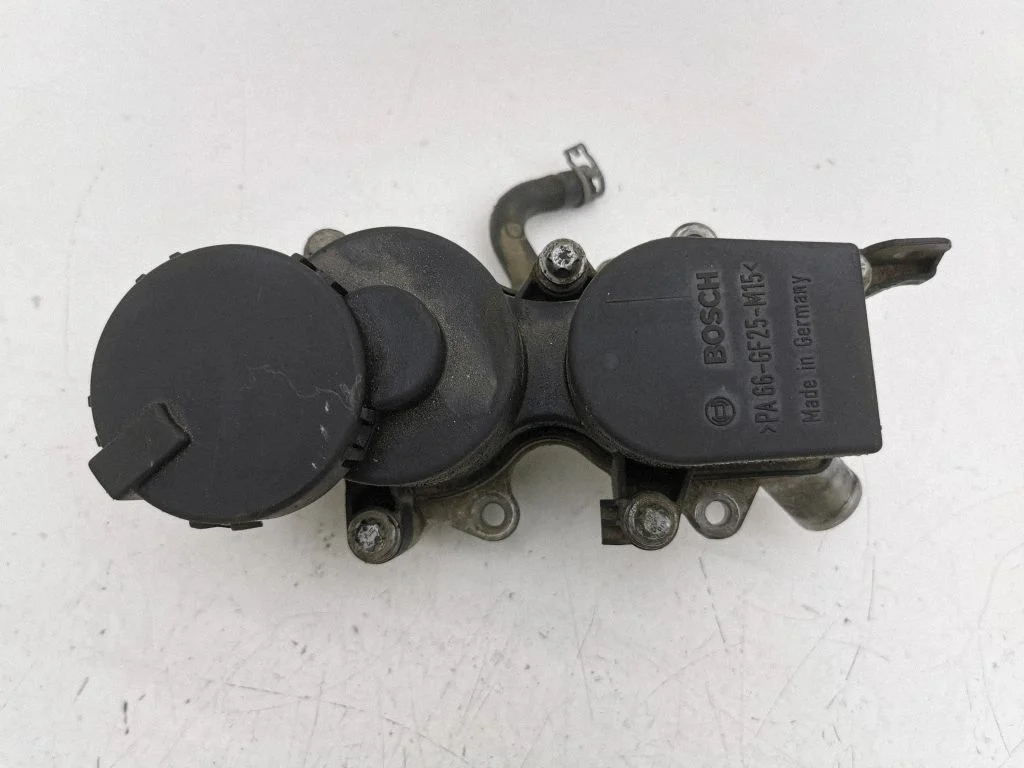 Oil breather separator – Mercedes-Benz B-Class W245 (2005-2011)