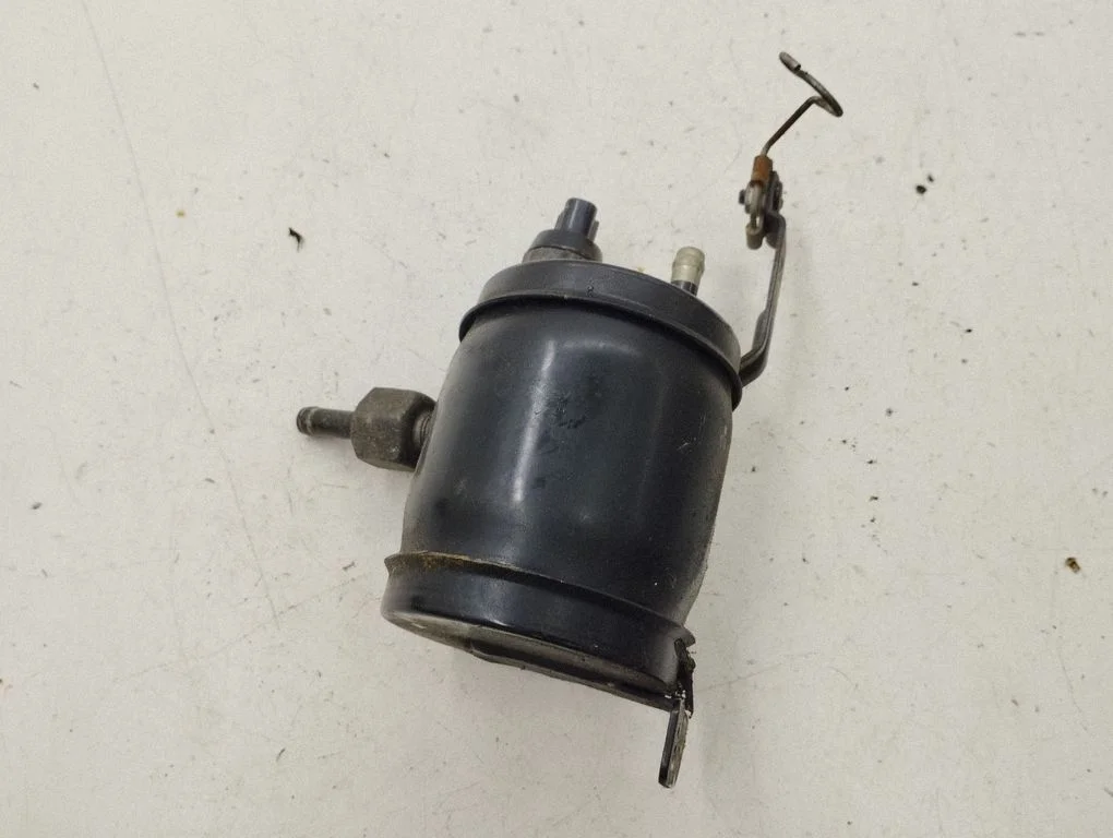 Vacuum air tank – Toyota Corolla Verso AR10 (2004-2009)