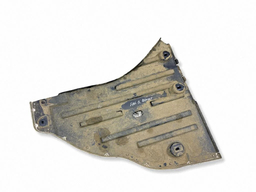 Rear underbody cover/under tray M8E211778AD