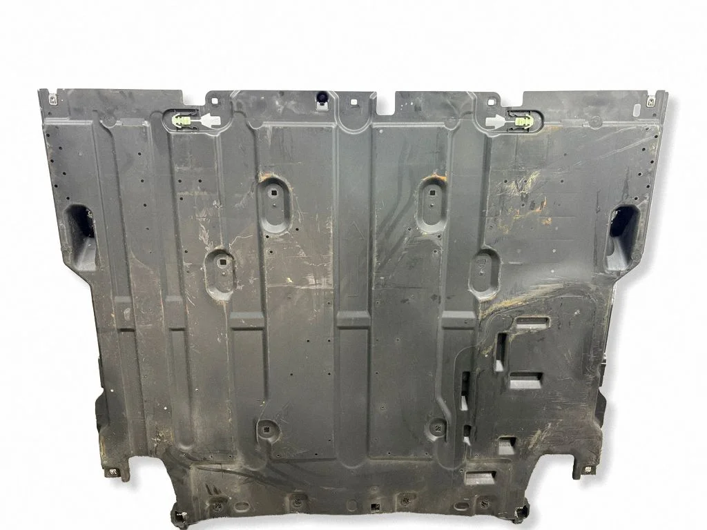 Rear underbody cover/under tray 9847061080