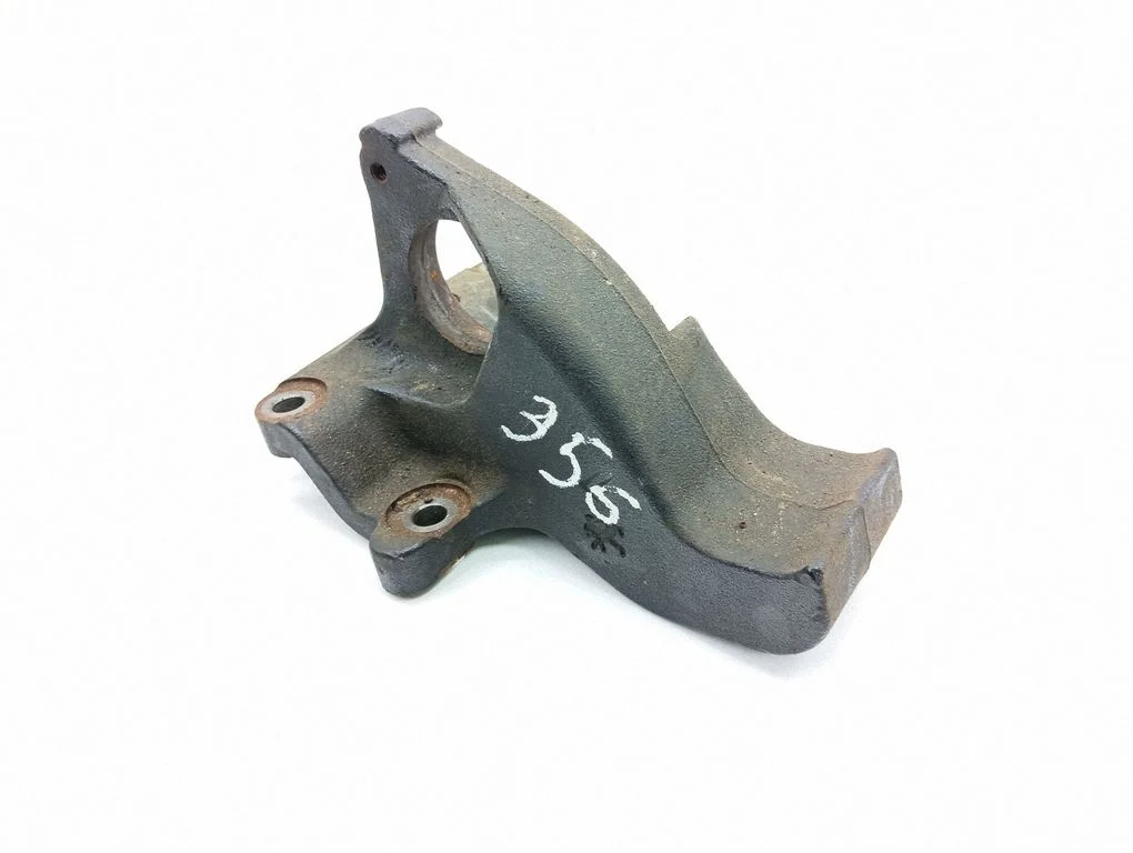 Driveshaft support bearing bracket 9801610280