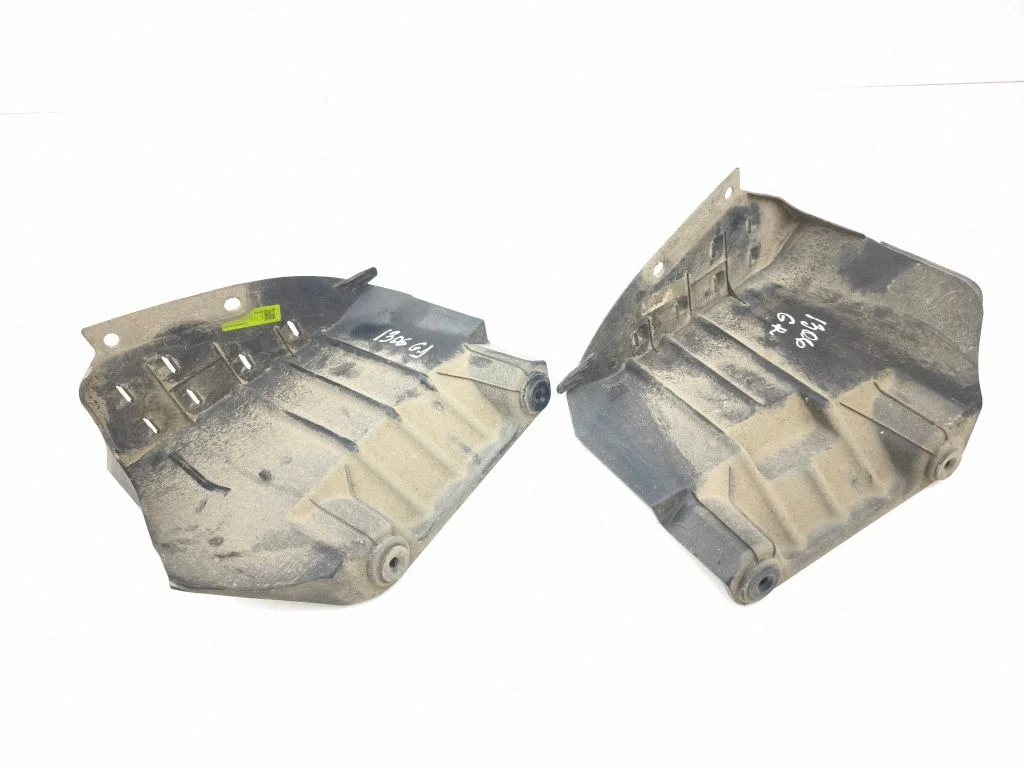 Rear underbody cover/under tray 86677N7000