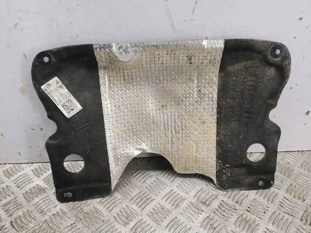 Aizmugurējās balstiekārtas apakšas aizsargs 0118294