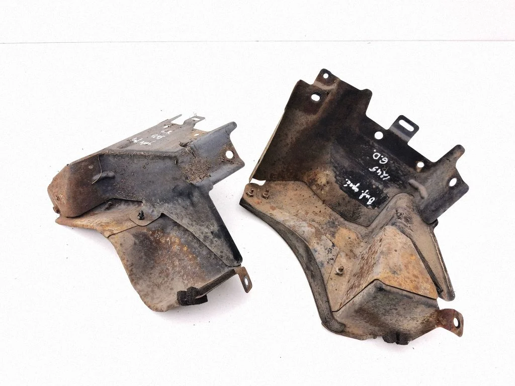 Rear bumper underbody cover/under tray