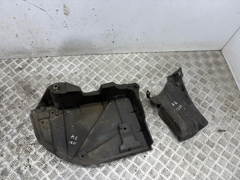 Tagumise kaitseraua põhjakaitse – Toyota Prius (XW50) (2015-2023)