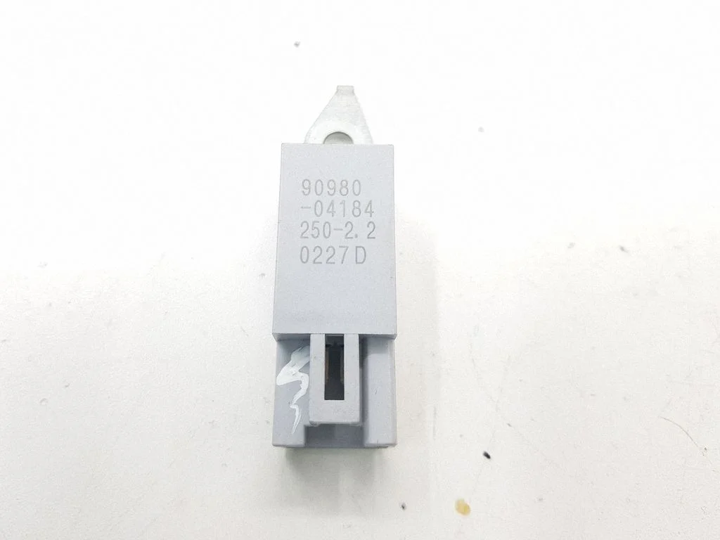Aerial antenna filter – Lexus GS 300 350 430 450H (2005-2012)