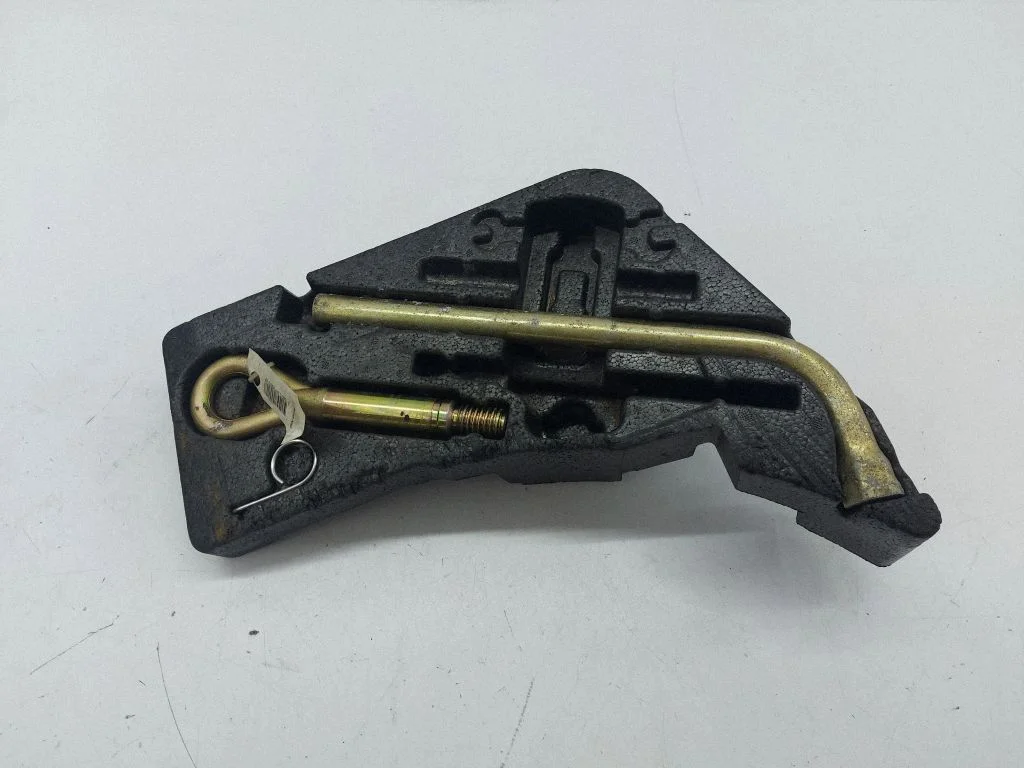 Tool set 4L0012113C