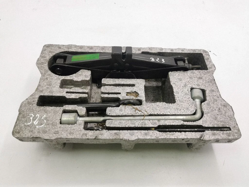 Tool set 091491D700
