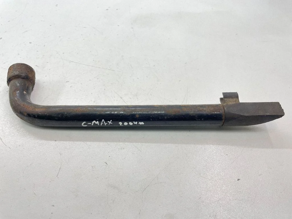 Wheel nut wrench
