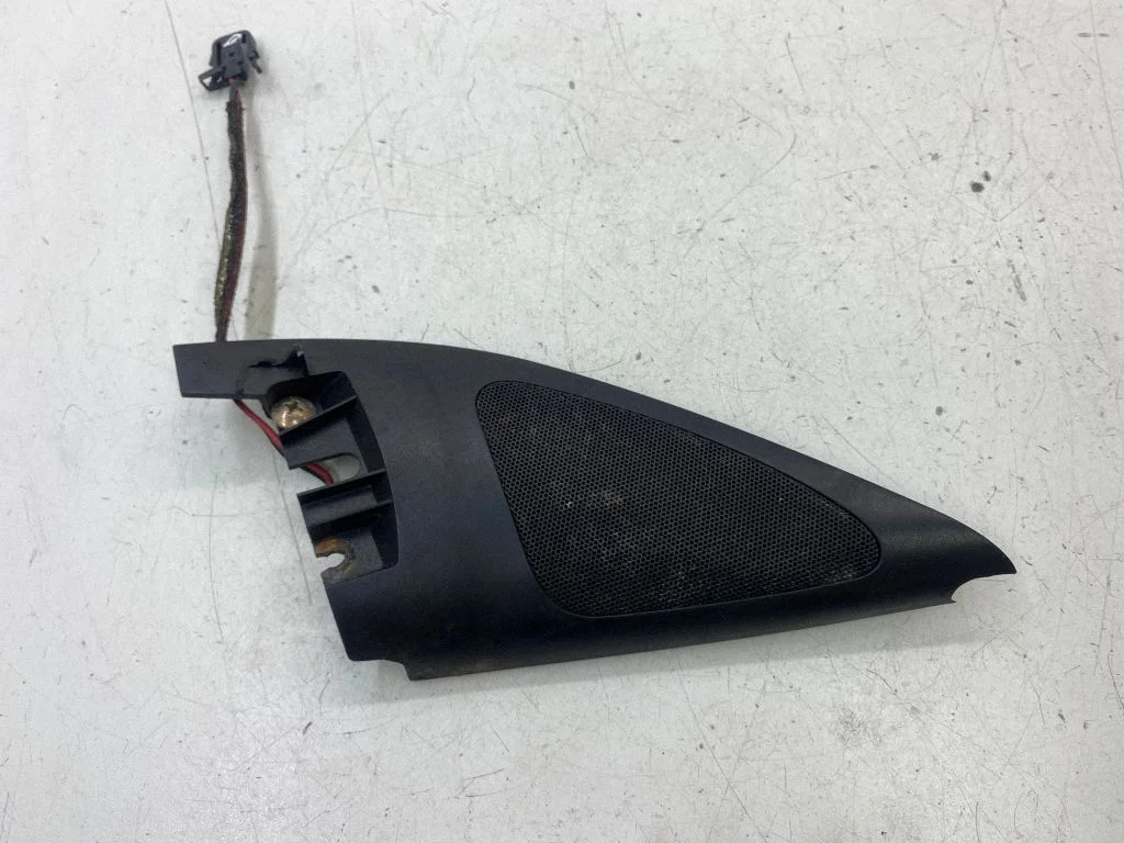 Kõrgsageduslik kõlar(id) esiustes – Volkswagen Golf IV (1998-2005)
