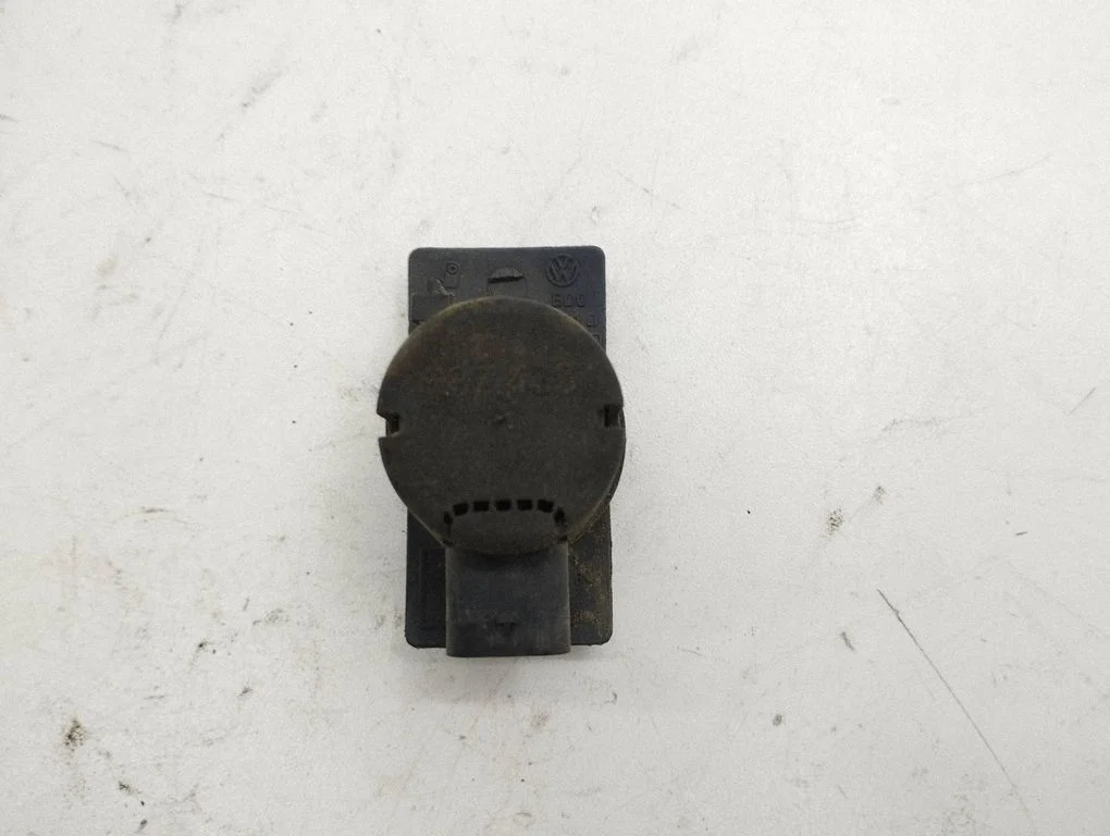 Parking PDC sensor – Volkswagen Passat B6 (2005-2010)