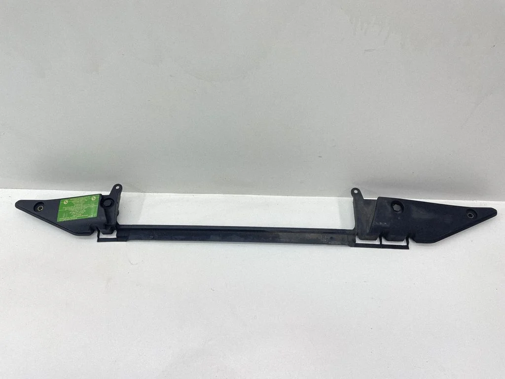 Radiatoru apdare 1439117