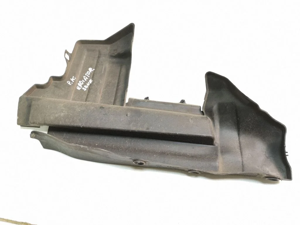 Radiator trim 71187TA9E7