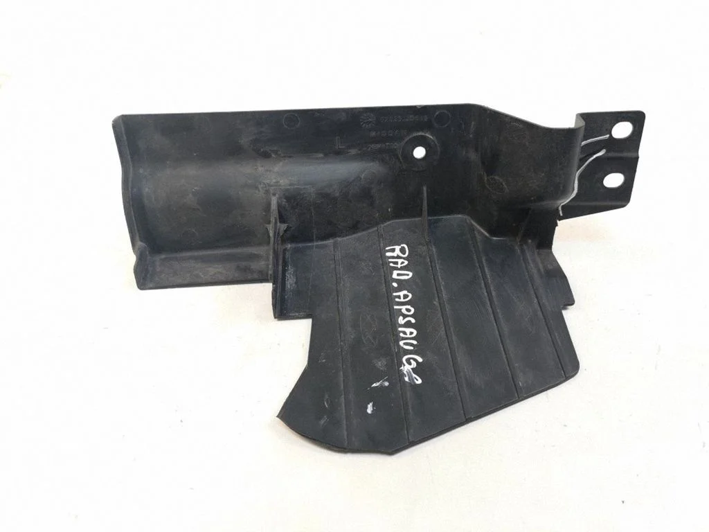 Radiator trim 62823JD50B