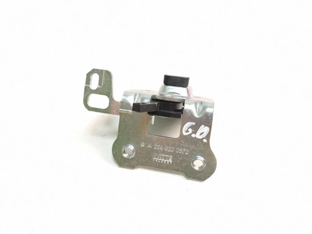 Seat back rest lock catch – Mercedes-Benz C-Class AMG W204 (2007-2014)