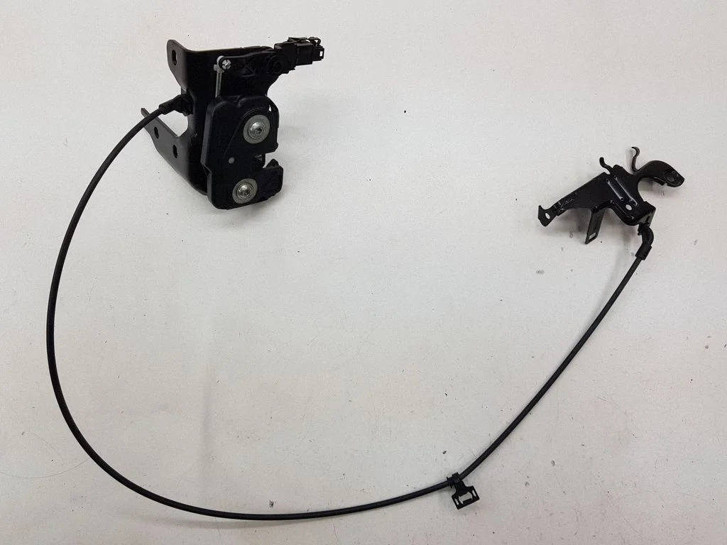 Seat back rest lock catch – Mercedes-Benz E-Class W212 (2009-2016)
