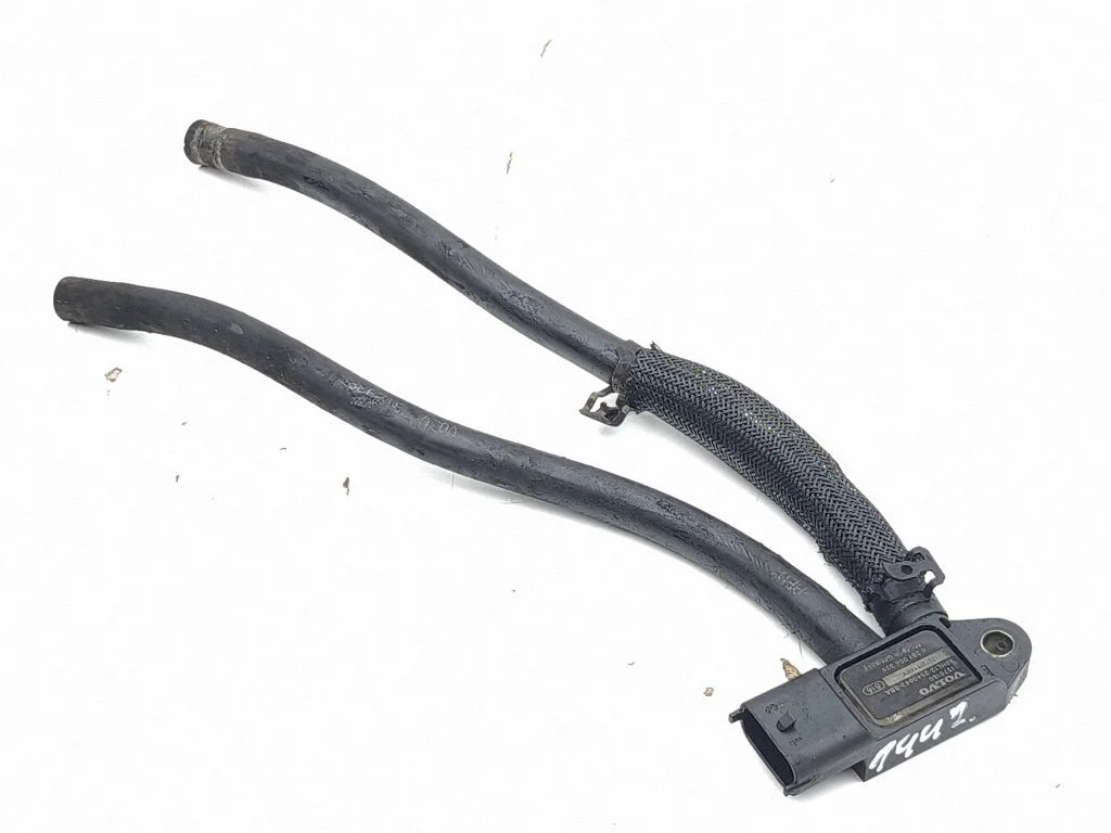 Exhaust gas pressure sensor – Volvo S90, V90 (2016-)