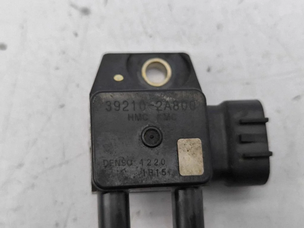 Exhaust gas pressure sensor 392102A800