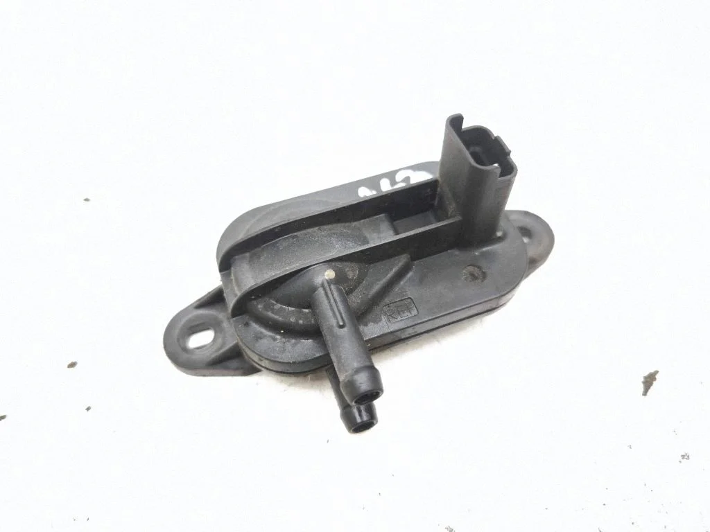 Exhaust gas pressure sensor – Peugeot 406 (1999-2006)