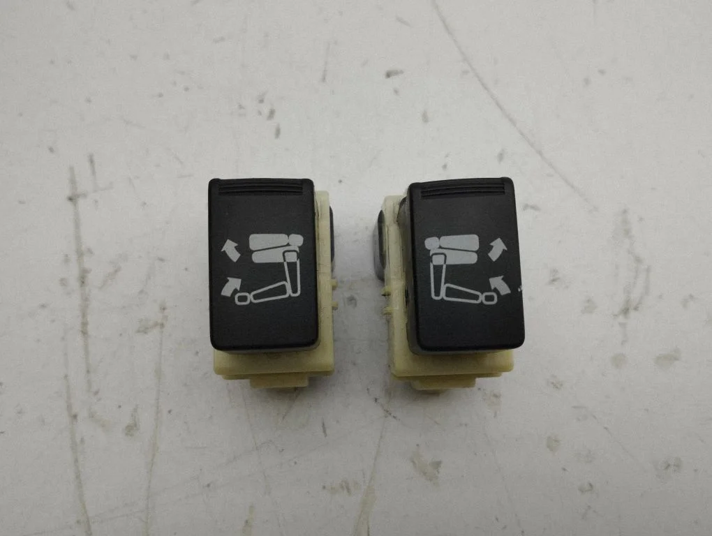 Seat back rest control lever/handle