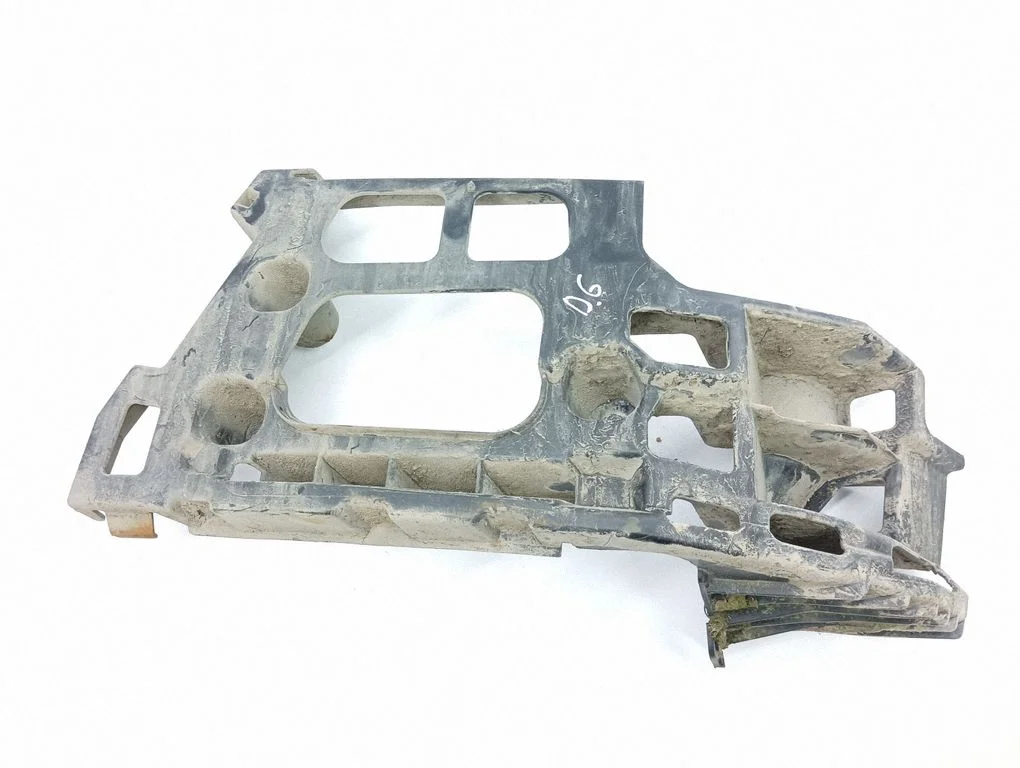 Rear bumper support beam – rear right