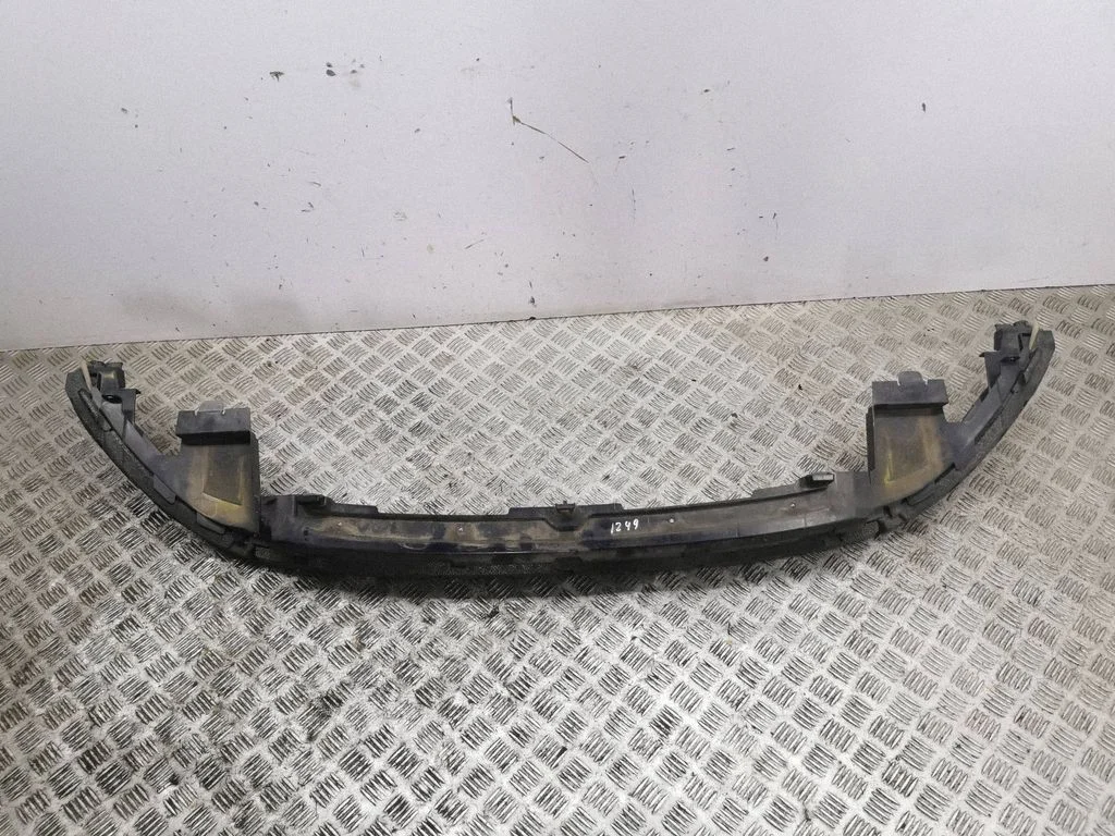Priekšējā bampera pastiprinājums FK7217E778A