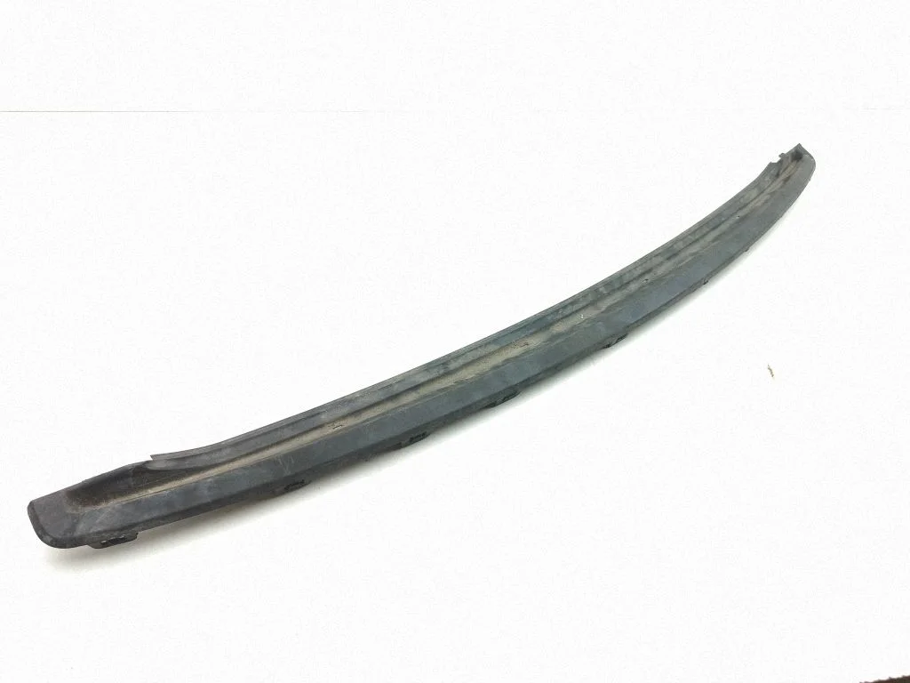Rear bumper trim bar molding J8A217775AC