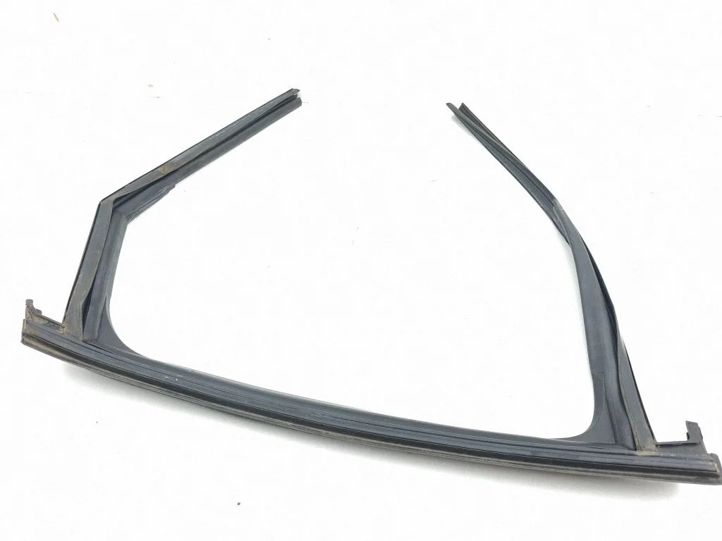 Tagaukse tihend – Audi A3 8Y (2020-)