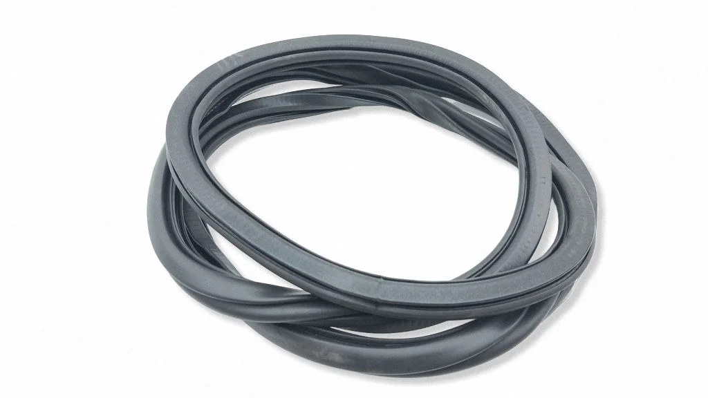 Rubber seal rear door – left