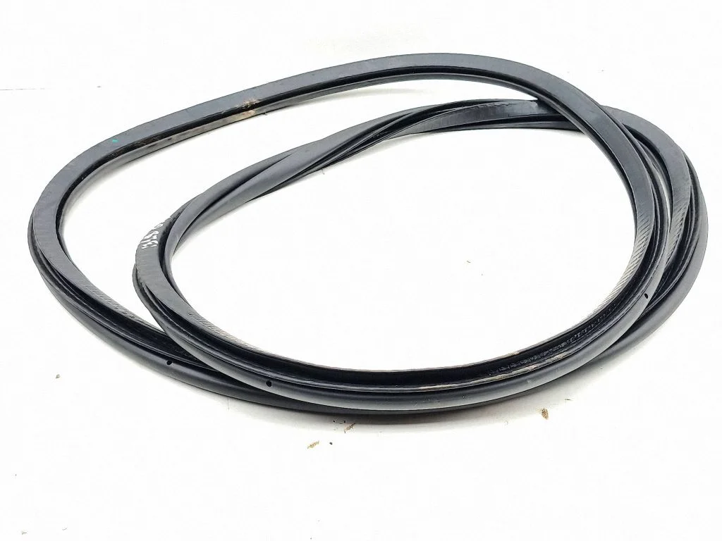 Rubber seal rear door – Volvo S90, V90 (2016-)