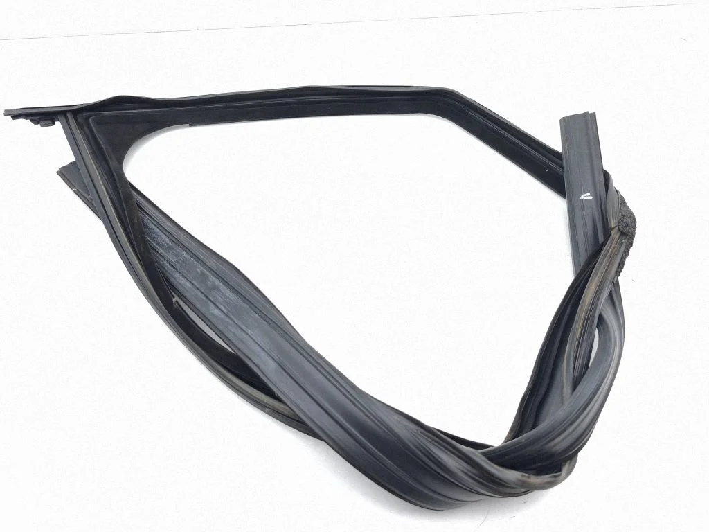 Rubber seal front door window/glass – Land Rover Range Rover Sport L461 (2022-)