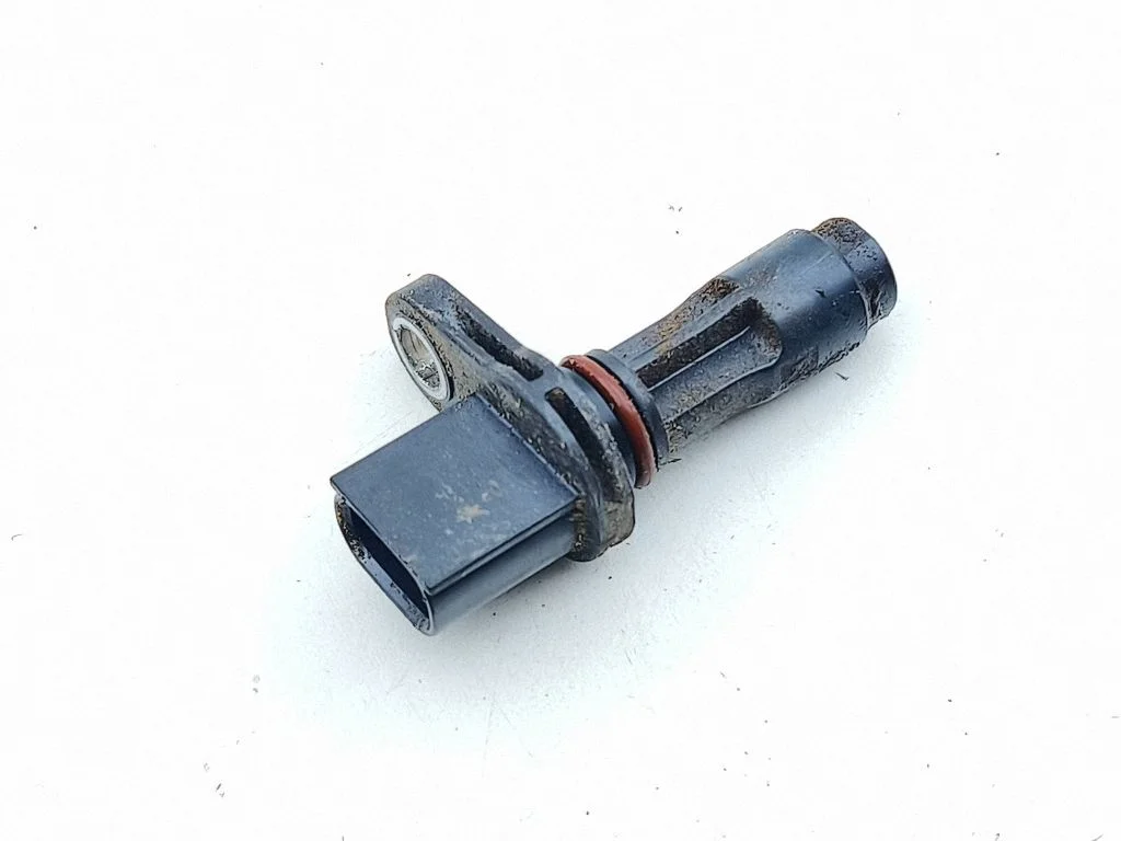 Camshaft position sensor 419005D01