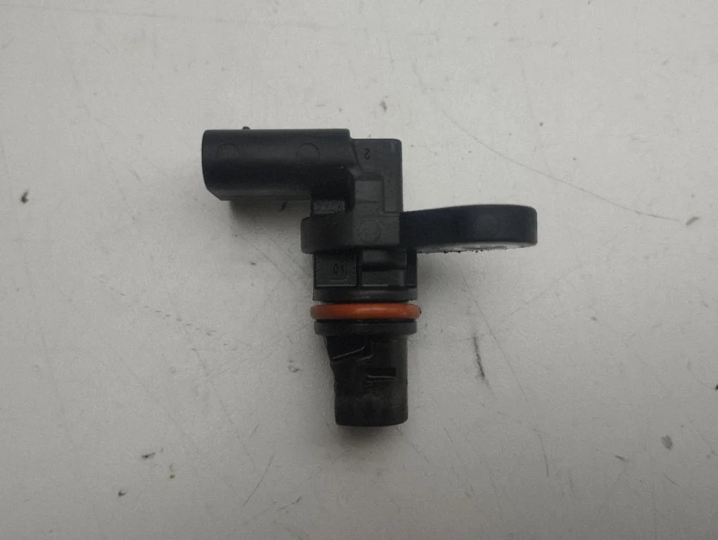 Camshaft position sensor 05E907601C