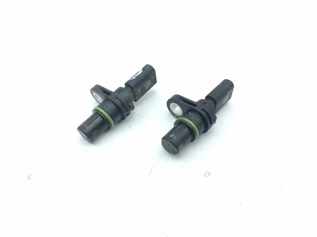 Camshaft position sensor 04L907601A