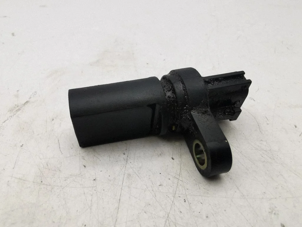 Camshaft position sensor A29662L20