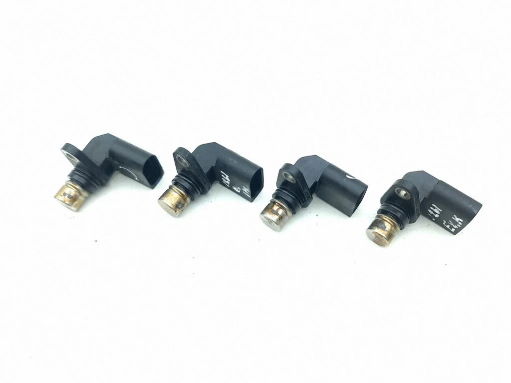 Camshaft position sensor 06A905161A