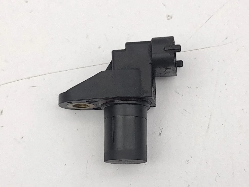 Camshaft position sensor – Mercedes-Benz ML-Class W164 (2005-2011)