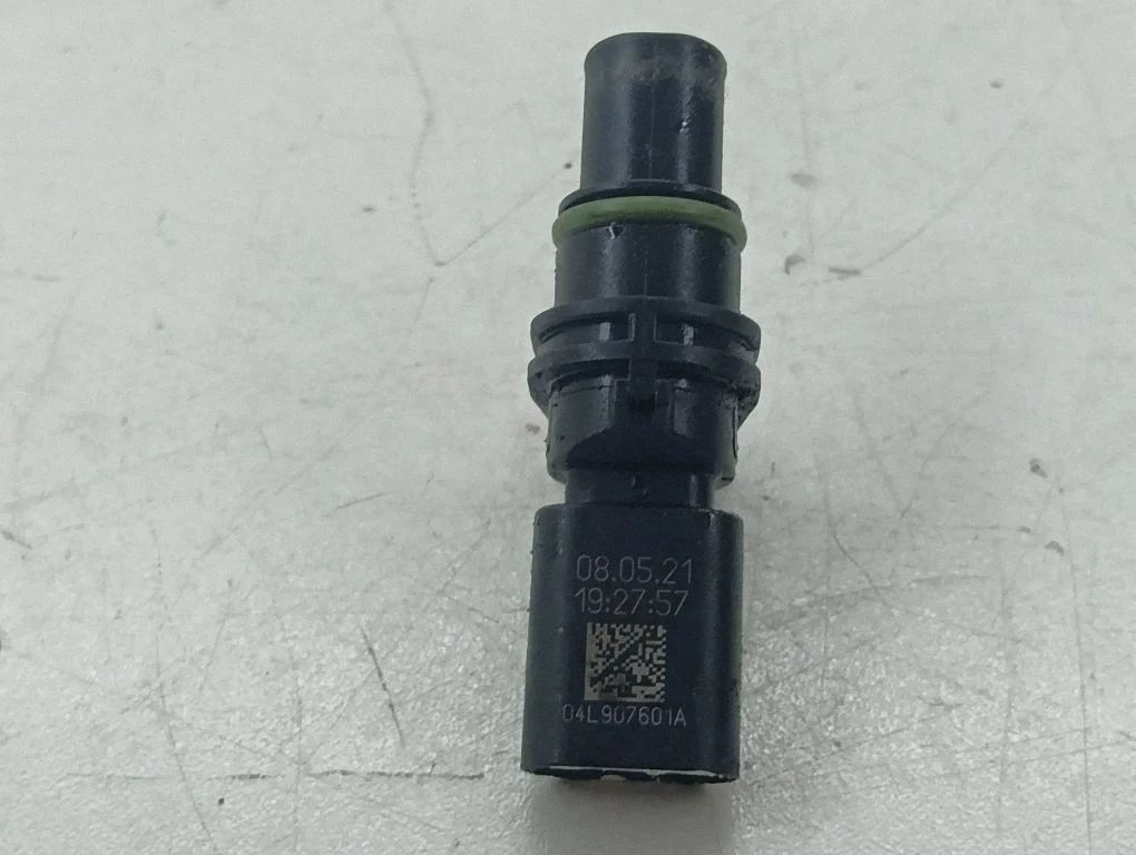 Czujnik położenia wałka rozrządu 04L907601A