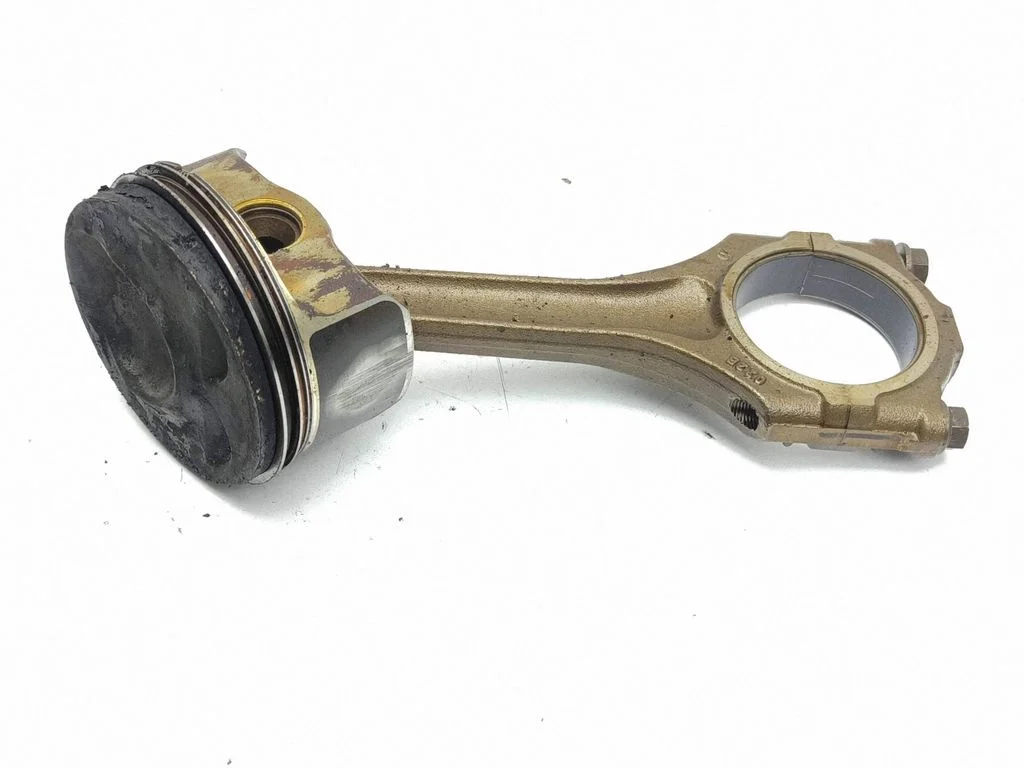 Piston with connecting rod