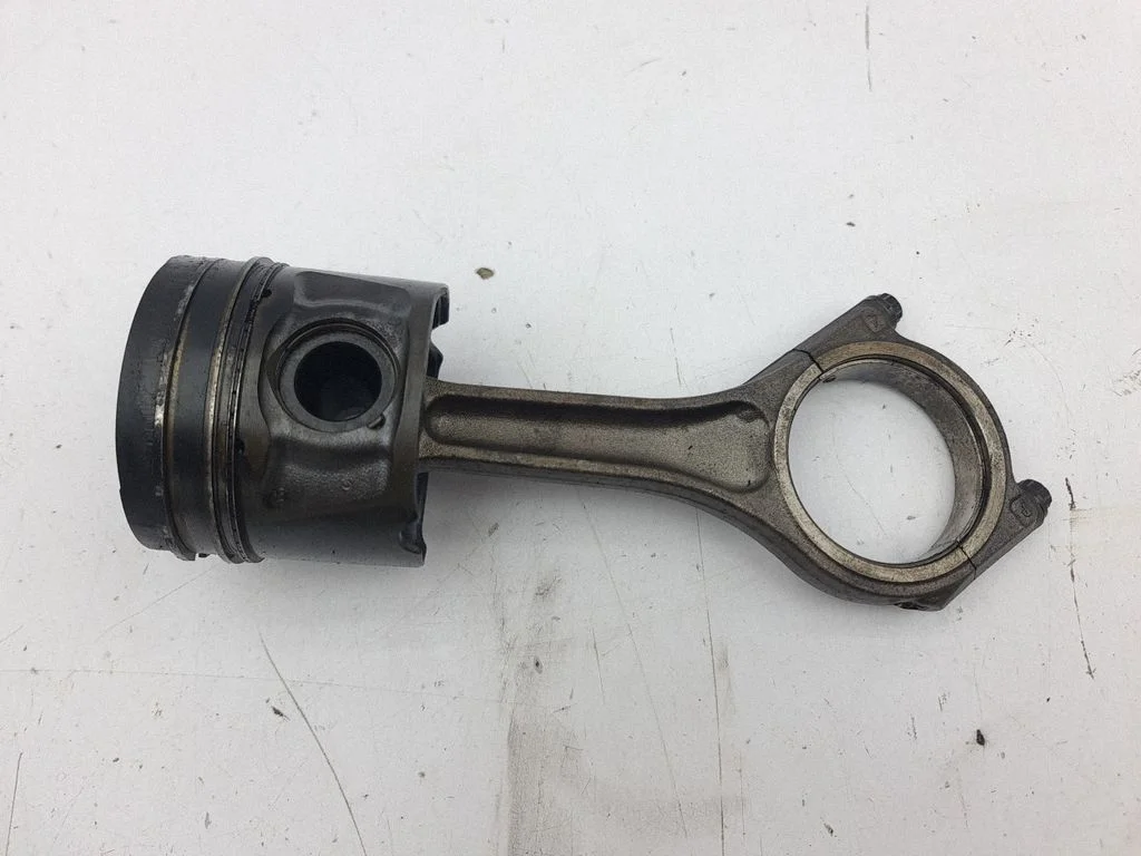 Piston with connecting rod – Land Rover Range Rover Sport L320 (2005-2013)