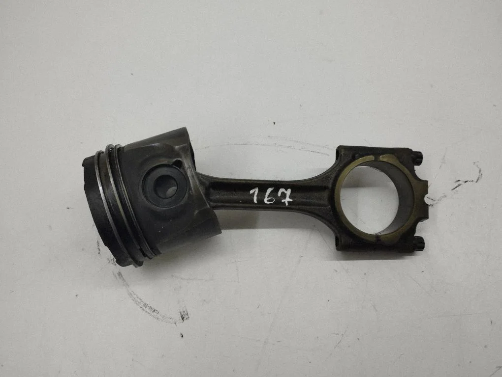 Piston with connecting rod
